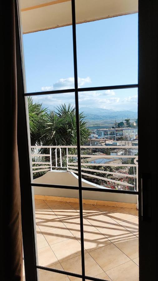 Guesthouse Villa Joanna&Mattheo Sarande Bagian luar foto