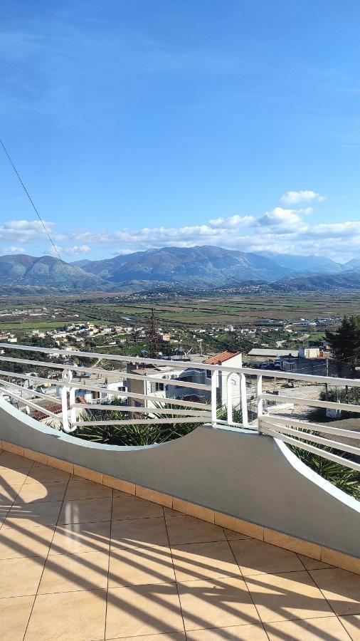 Guesthouse Villa Joanna&Mattheo Sarande Bagian luar foto