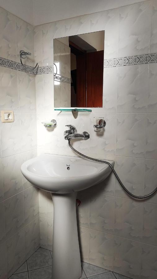 Guesthouse Villa Joanna&Mattheo Sarande Bagian luar foto