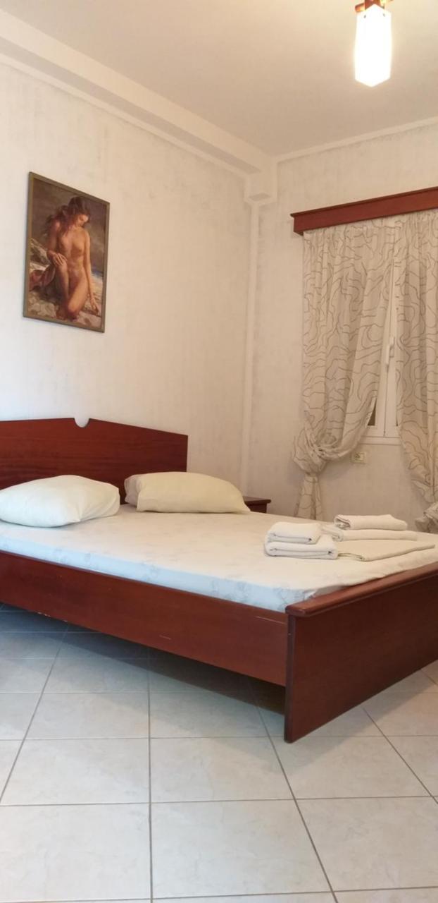 Guesthouse Villa Joanna&Mattheo Sarande Bagian luar foto