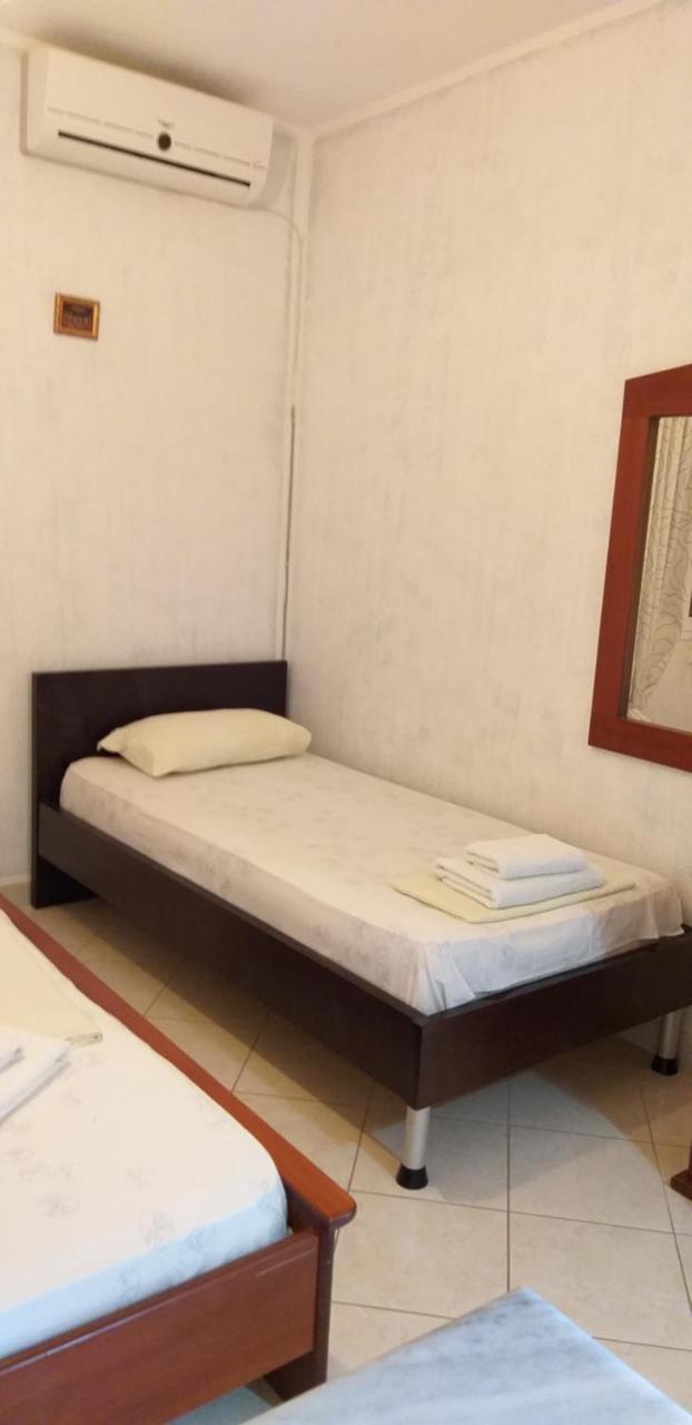 Guesthouse Villa Joanna&Mattheo Sarande Bagian luar foto